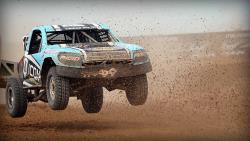 Brock showing how important AIRAID filters are in off road racing